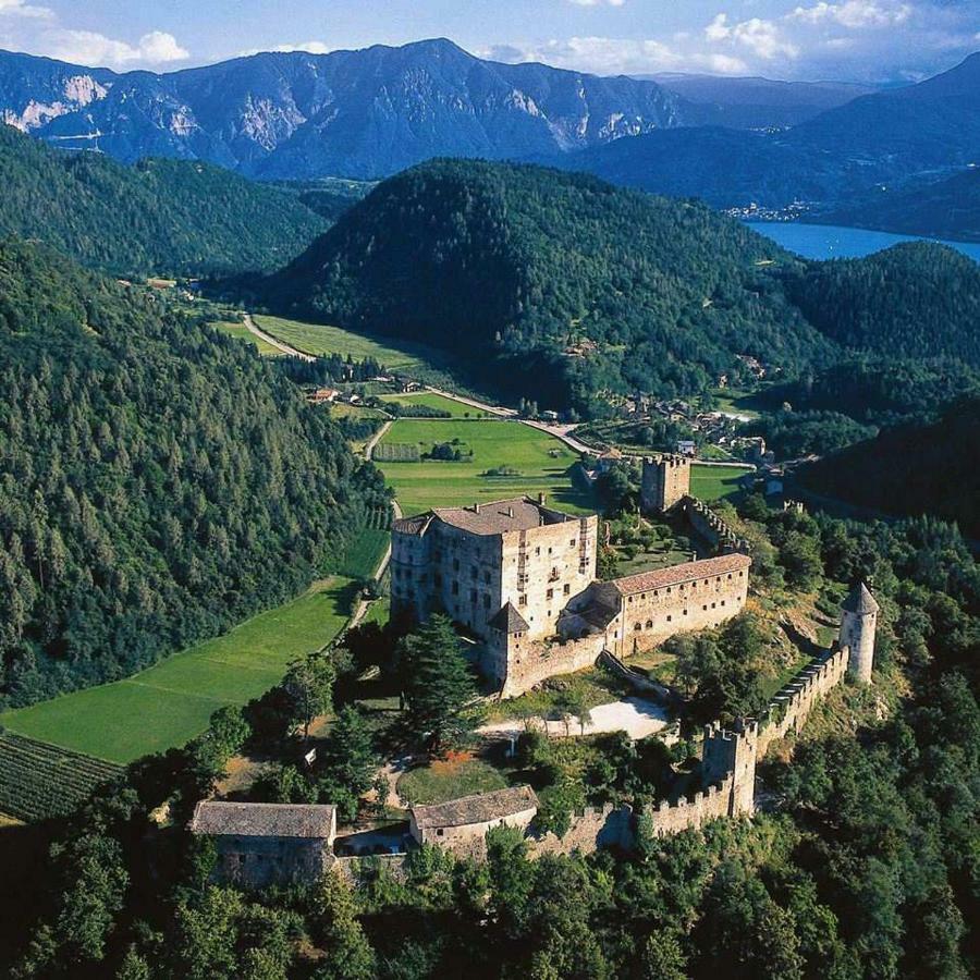 Bed and Breakfast Da Rosemarie Levico Terme Exterior foto